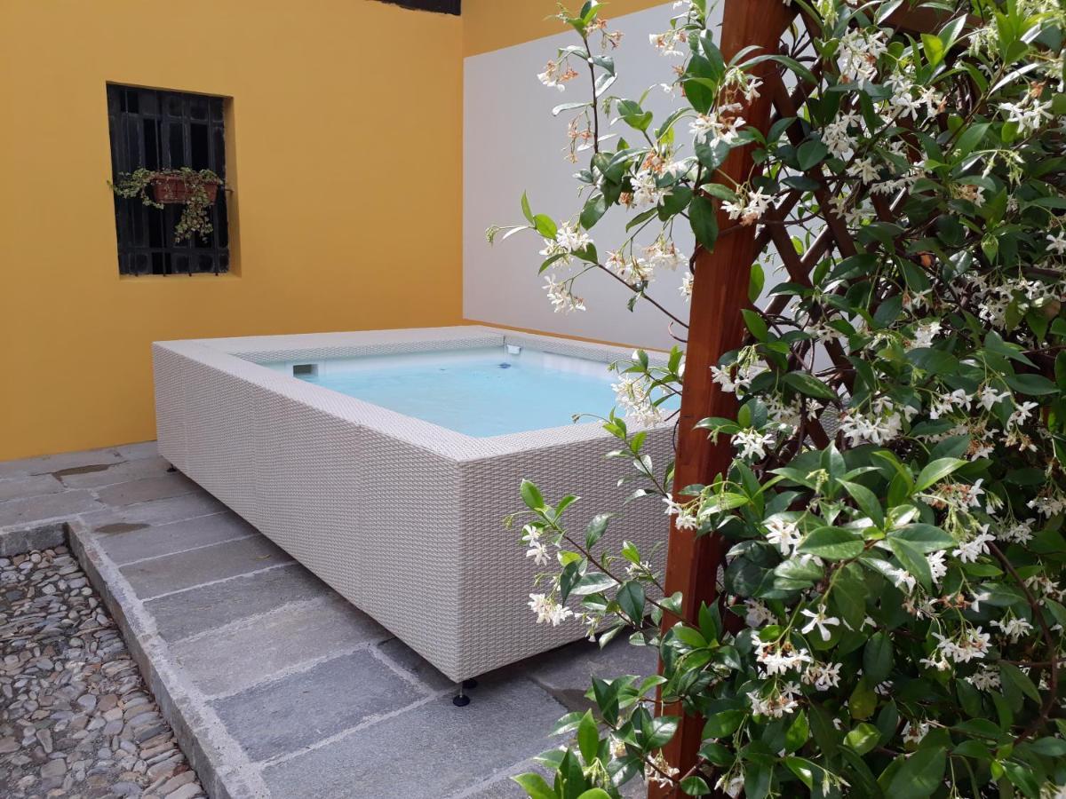 B&B La Corte Suites Salice Terme Eksteriør billede